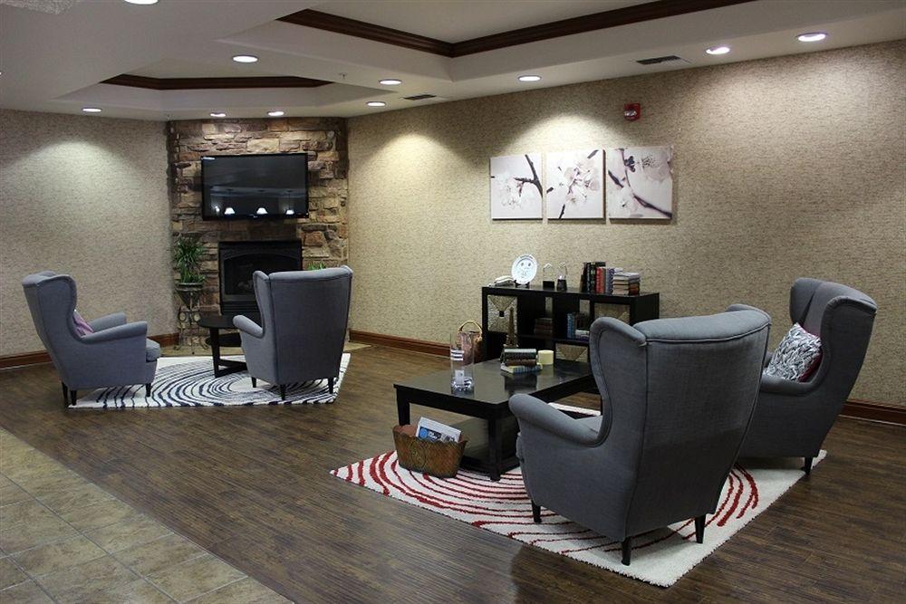 Holiday Inn Express Tehachapi By Ihg Exterior photo
