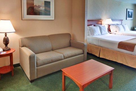 Holiday Inn Express Tehachapi By Ihg Exterior photo