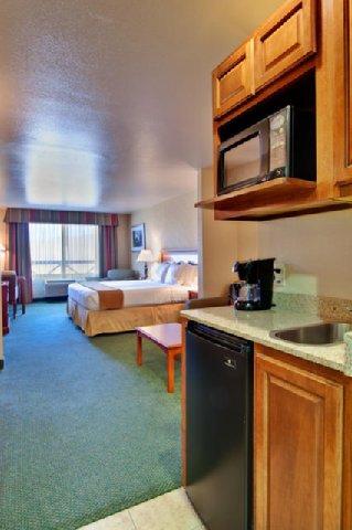 Holiday Inn Express Tehachapi By Ihg Exterior photo