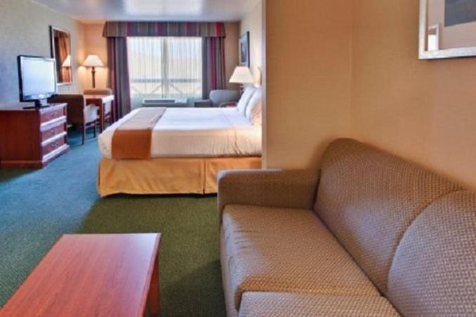 Holiday Inn Express Tehachapi By Ihg Room photo